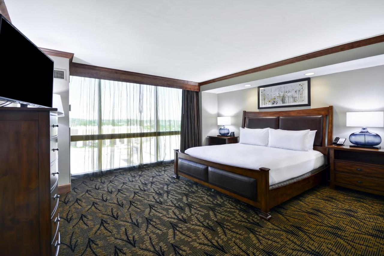 Crowne Plaza Tulsa Hotel Southern Hills Quarto foto